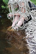 Suzan Drummen     ceciel water klei persversie Plooien in Tijd